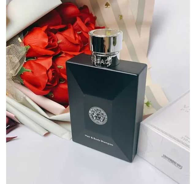 Sữa Tắm và Dầu Gội 2in1 Hương Nước Hoa Nam Versace Pour Homme